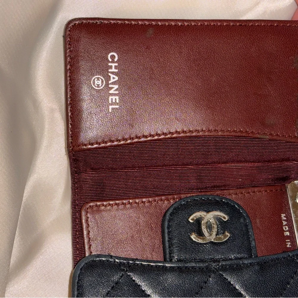 CHANEL Calfskin Black Soft Quilted Leather Key Case - Very good condition - Picture 6 of 14